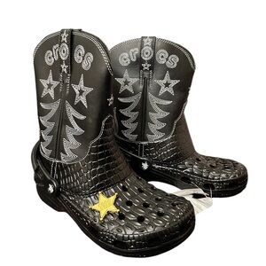NEW Cowboy Boot Crocs Black with Spurs Alligator Print
Women’s 7 Men’s 5 Shoe